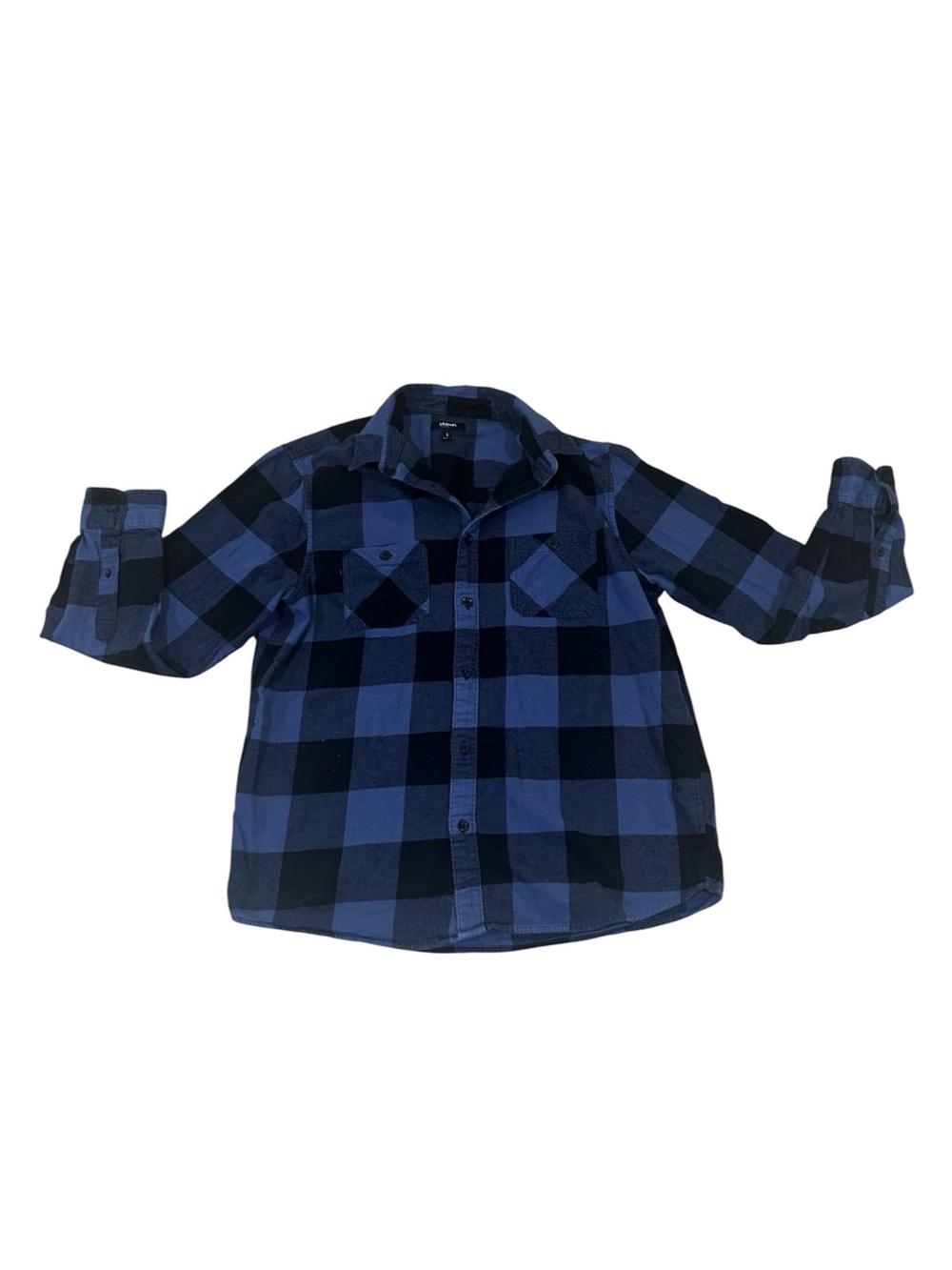 Urban Pipeline blue and black plaid long sleeved button-up flannel shirt, L.